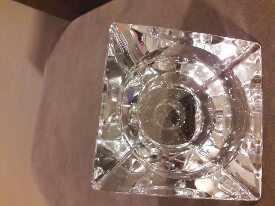 Castiçal de velas em Cristal. Tem três medidas