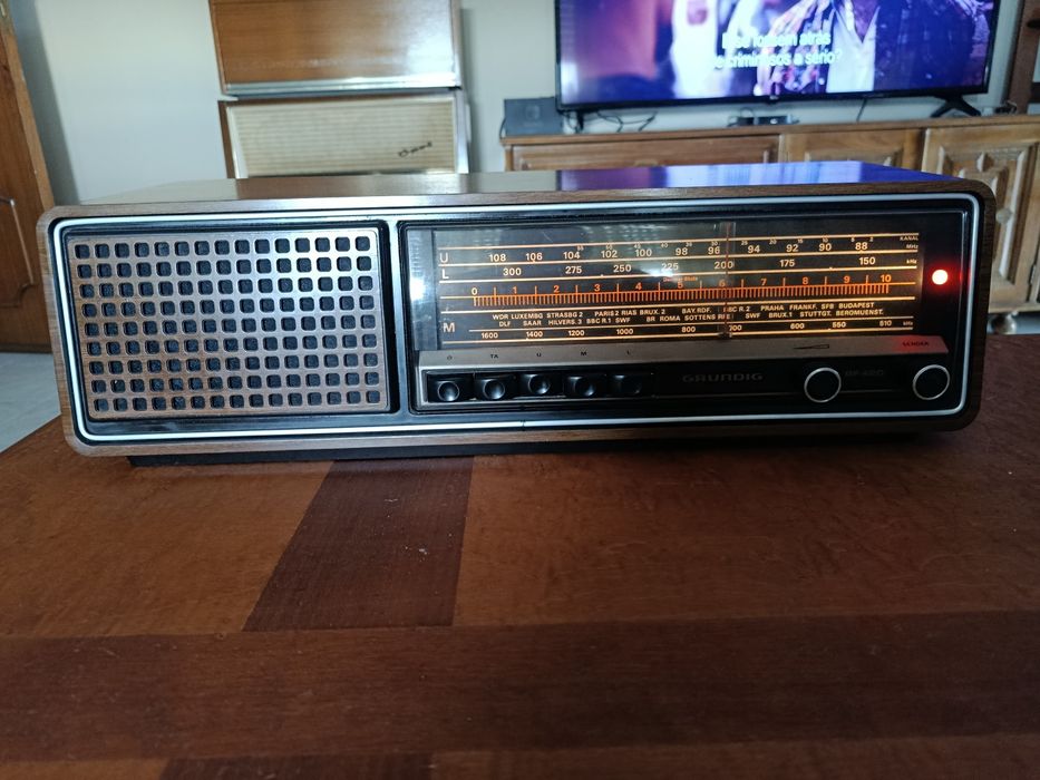 Radio Grundig RF 420