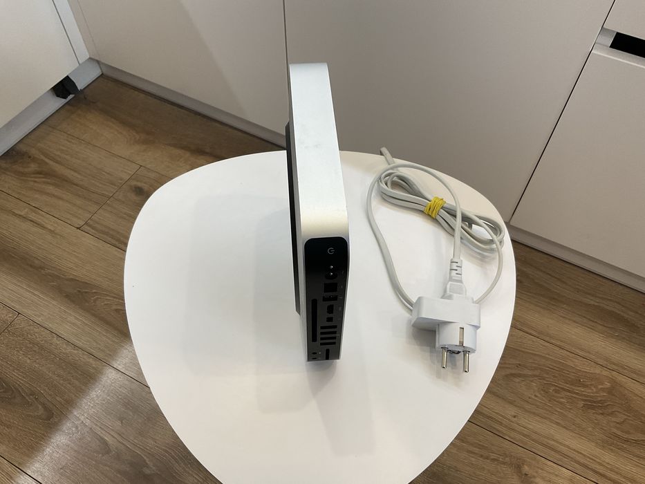 Продам компʼютер Mac Mini процесор і7 Apple