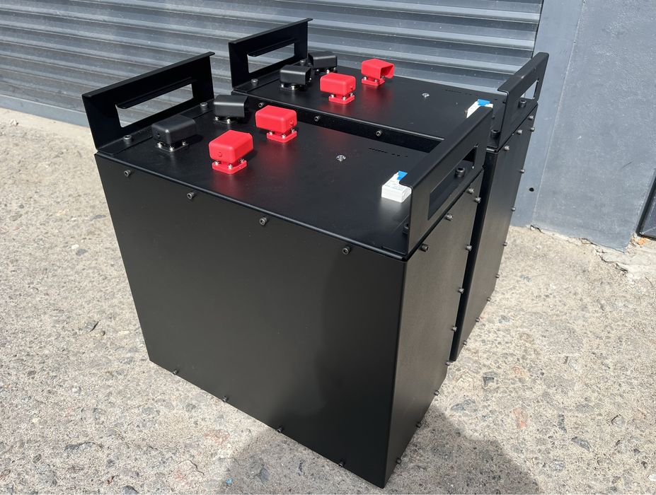 Корпус,Ящик,Коробка,Бокс, Каркас для батарей LiFePO4 8s/24v