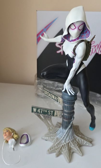 Sideshow Spider-Man Gwen 1/6 - 41cm Prime 1