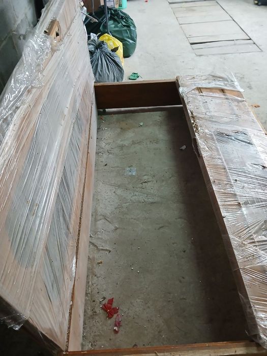 Продам міжкімнатні деревяні двері