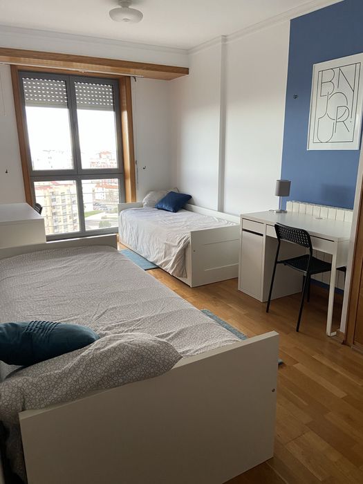 Quarto com wc para arrendar - 2 jovens - Olivais, Lisboa