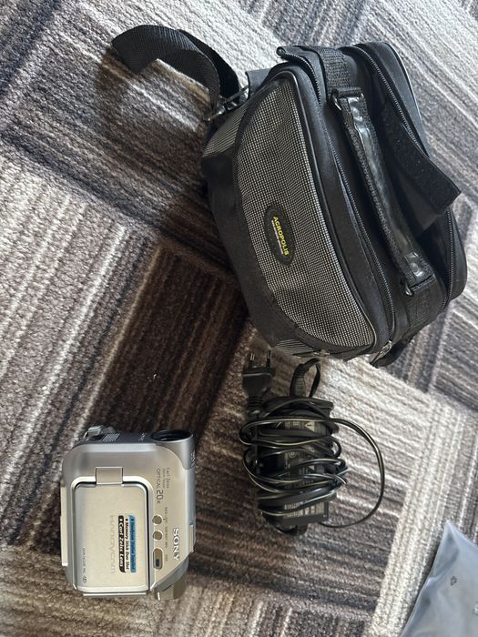 камера sony dcr-hc32e