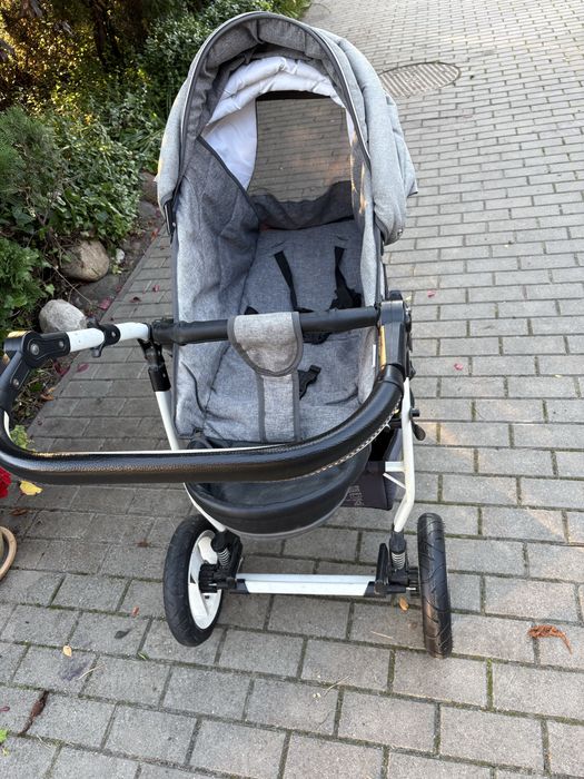 Sprzedam wózek 2w1