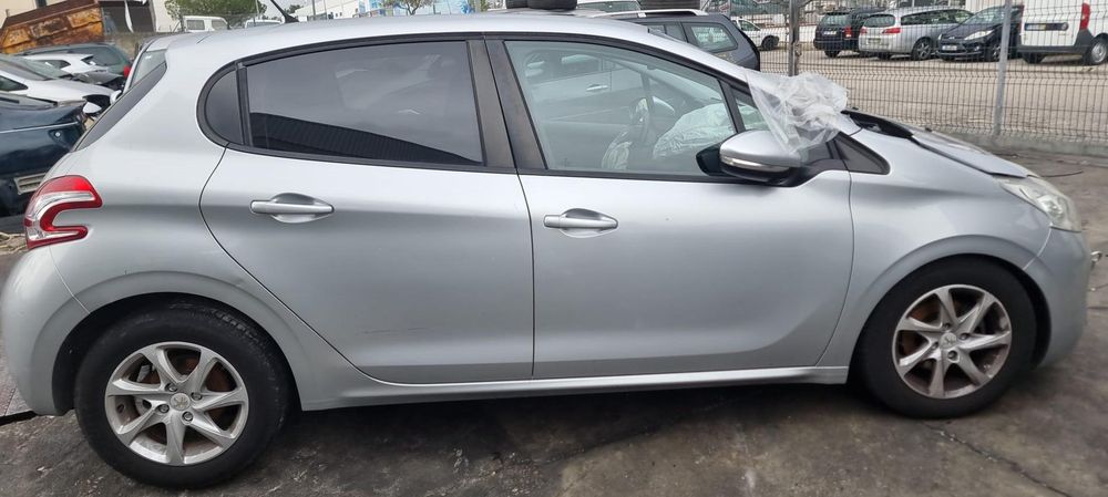 Peugeot 208 I (Ca_, Cc_) 1.4I | 2012 - 2019 - Disponível Para Peças