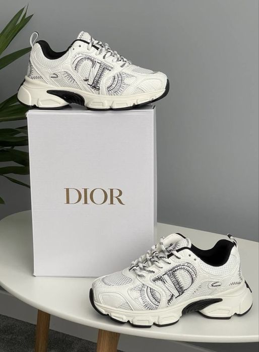 Кросівки жіночі Dior