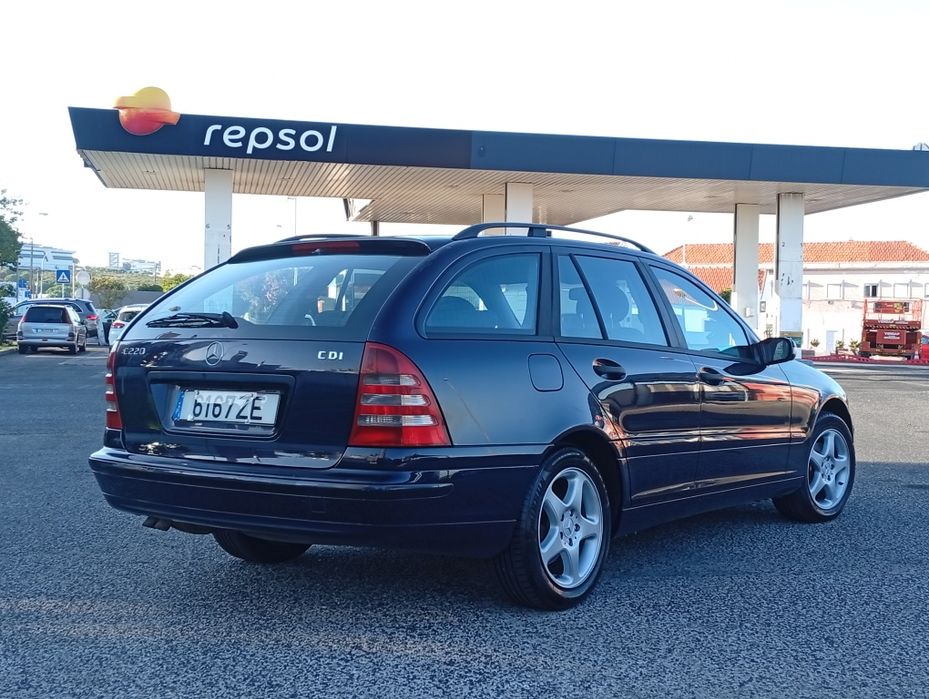 Mercedes-Benz C 220 — fotografia 3