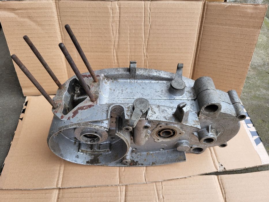 Kartery KOMAR 230 Blok silnika bloki Silnik Ryś J. NOWE Żak