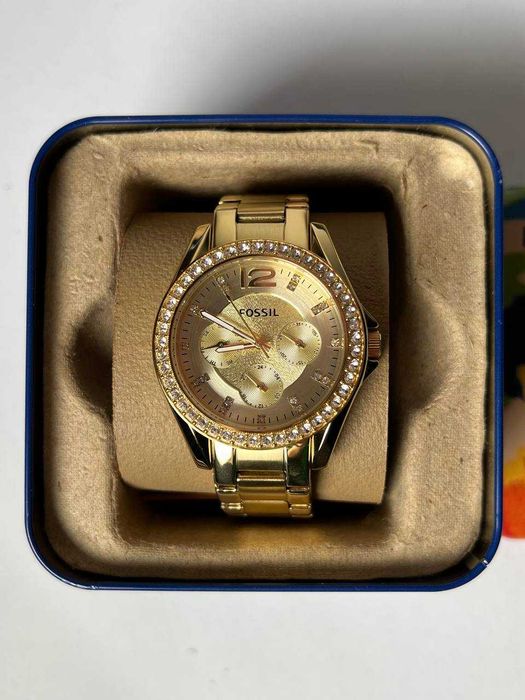 Часы Fossil Riley ES3203