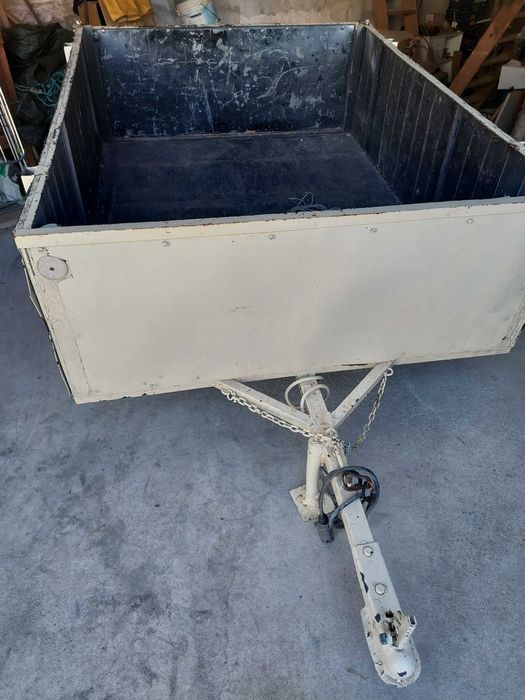 Vendo atrelado para carro