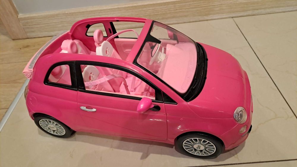 Samochód barbie fiat różowy