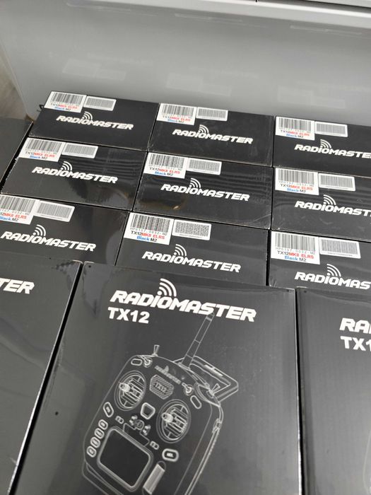 Radiomaster TX12 ERLS MKII FCC M2 лівий газ Нові пульти та 18650 акуми