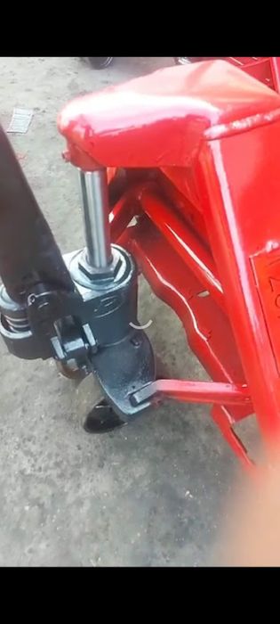 Porta- palete ,Vendo porta-paletes em excelente estado, ideais para ar