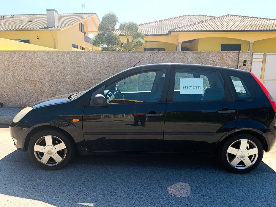 Vendo Ford Fiesta usado em bom estado — photo 2