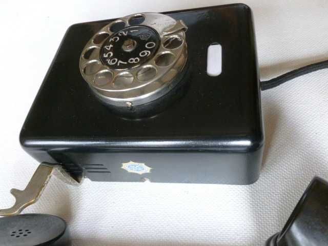 Stary polski telefon CB 35