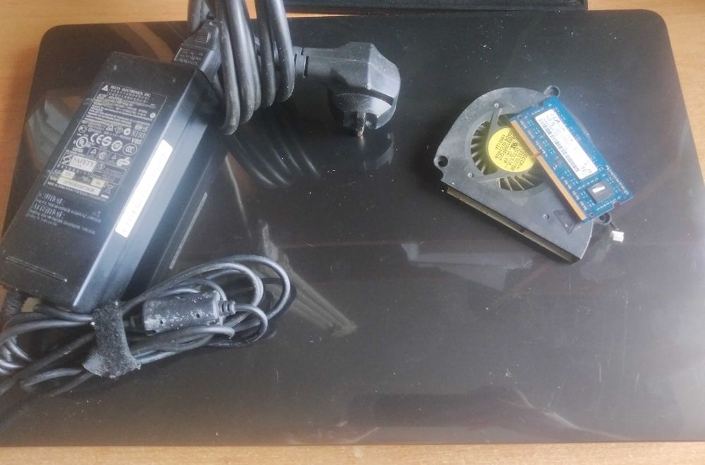 Ноутбук Gateway ne56r34u (Acer)на запчастини