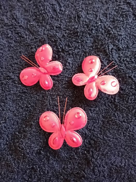 Motyle 3 szt czerwone ozdoba spinki