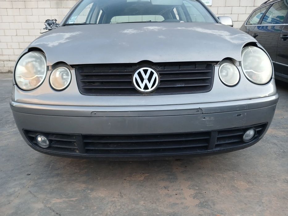 Pára-choques frente VOLKSWAGEN Polo (9N)