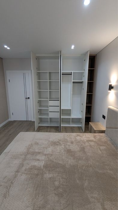 Продаж квартири з сучасним ремонтом ( Ще діє переуступка )