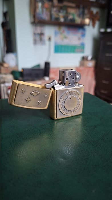 Продам дві запальнички