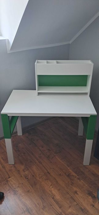 Biurko dla dziecka z Ikea