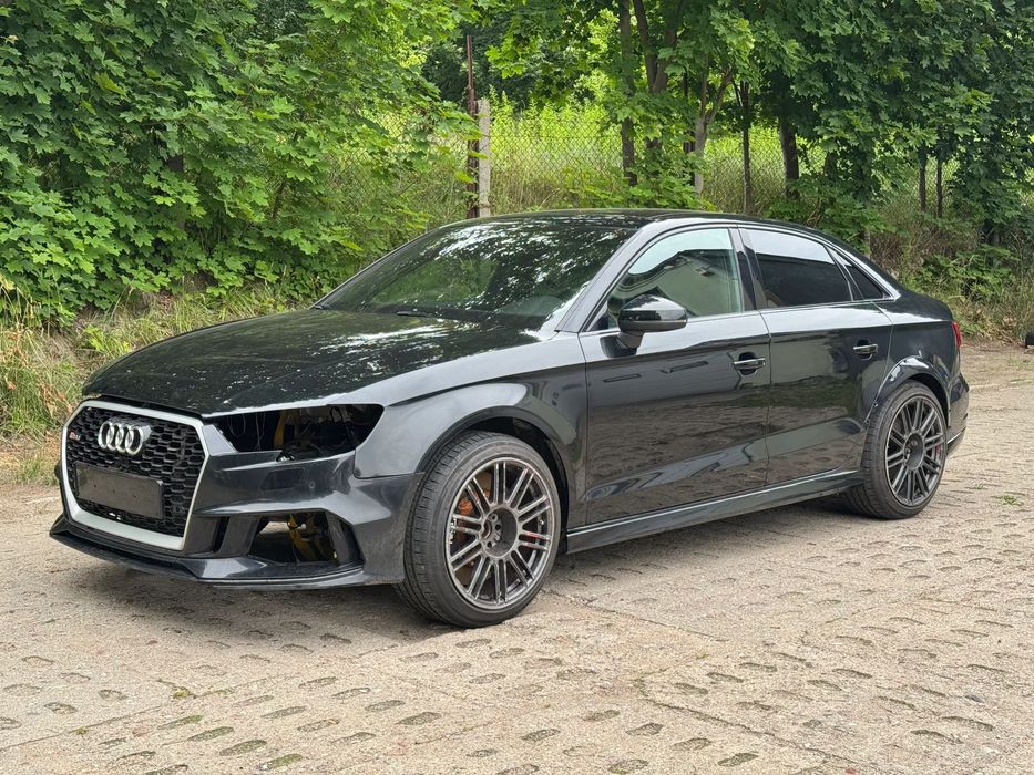 Audi S3 Limousine Karoseria Audi S3 RS3 8V do motorsportu LMS TCR Wyścigi lub na części