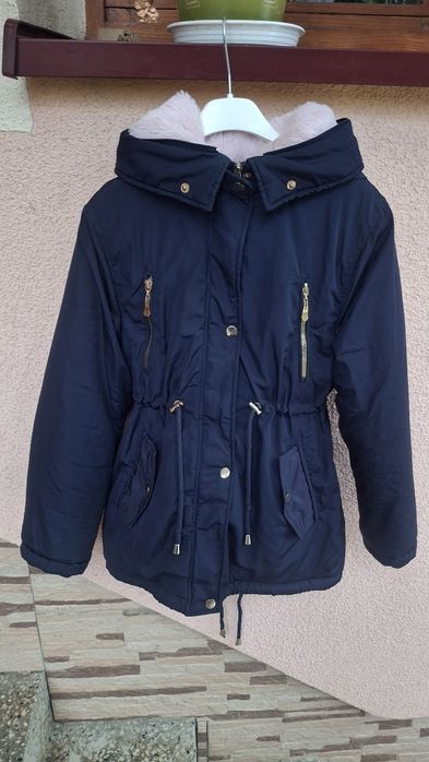 Kurtka zimowa ocieplenia rozmiar 134