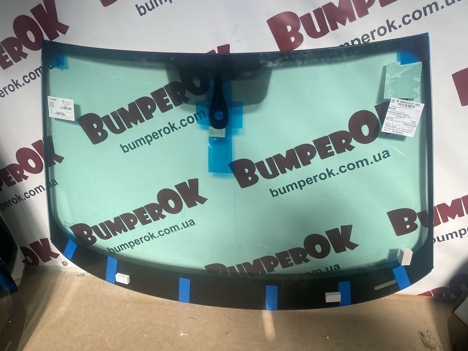 Лобовое стекло Audi A4 (B9) Ауди А4