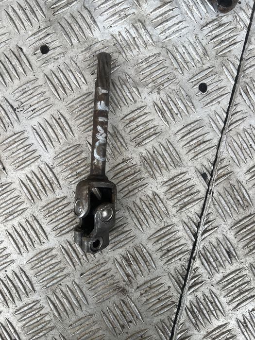 Рулевой карданчик сузуки свифт suzuki swift