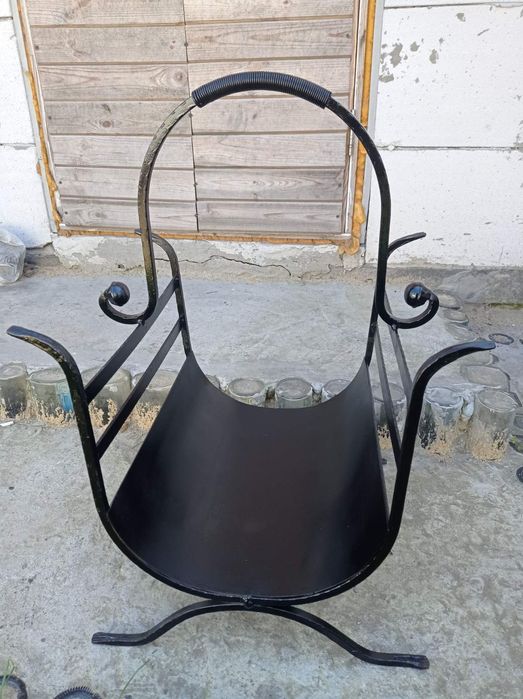 Дровница для барбекю, бани, камина.