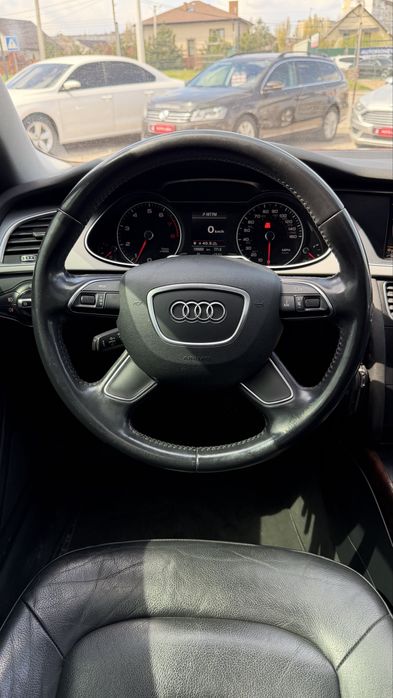Audi Ауді A4 В8 FL S-line 2014р 2,0 бенз 8АКПП ОБСЛУГОВАНА