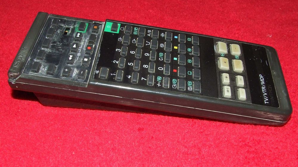 Pilot SONY RM-689 TV/VTR/MDP Trinitron