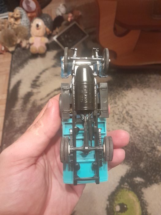 Модели машин 1:43