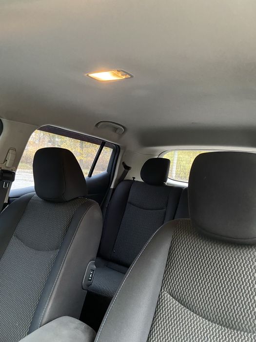 Продам Nissan Leaf 2014