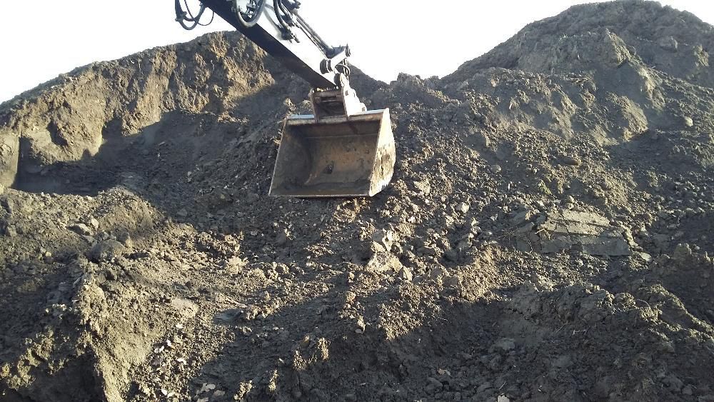 ziemia ogrodowa urodzajna do ogrodu pod warzywa kwiaty trawnik