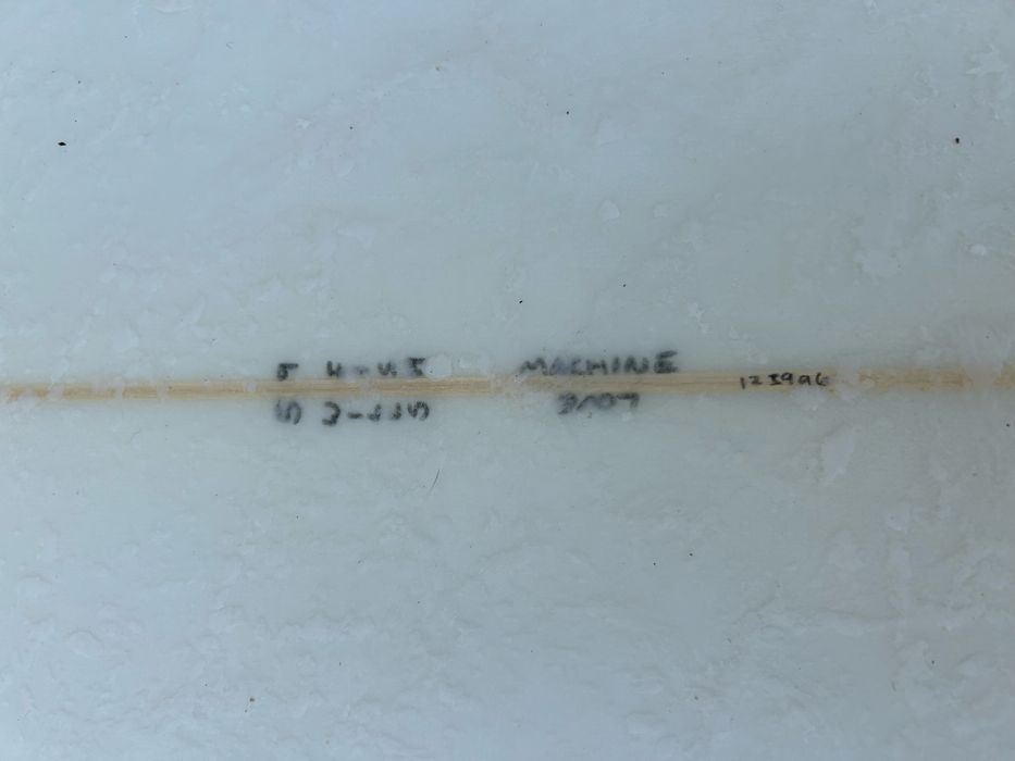 Prancha surf Wills Fish Love Machine 5’9