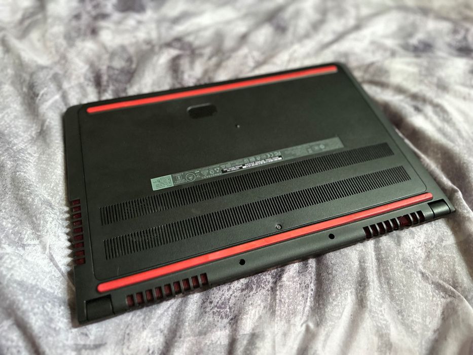 Потужна машина DELL в гарному стані і все працює ідеально