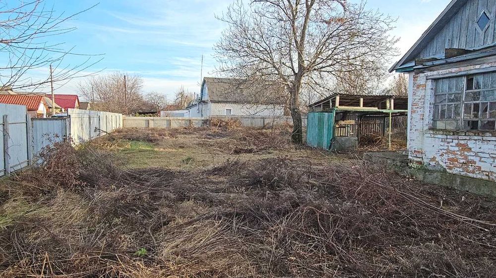 Будинок в місті Яготині поруч з Мясним базаром, школою та садочком