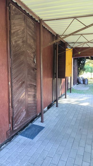 Sprzedam domek letniskowy/ barakowóz wraz z altanką.