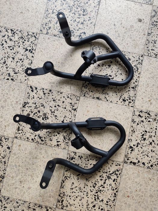 Vendo Crash bars, proteção de quedas. Honda
