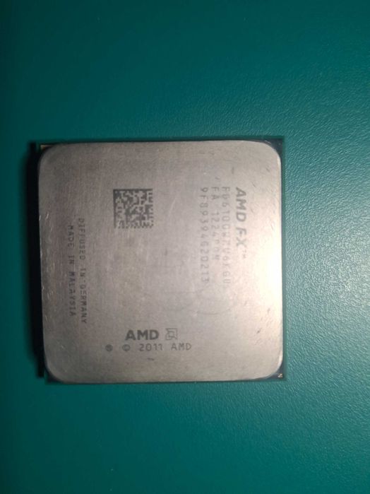 Процесор AMD Zambezi FX-6100 6 Ядер, 3.3 GHz, sAM3+ , Tray