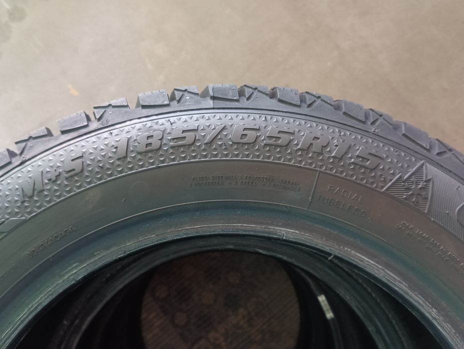 Продам зимові шини 185/65/15R