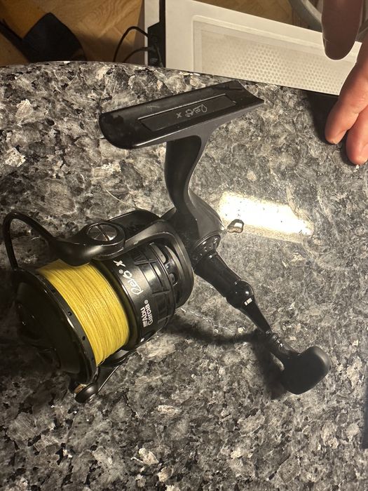 Kołowrotek spinning revo abu garcia x40