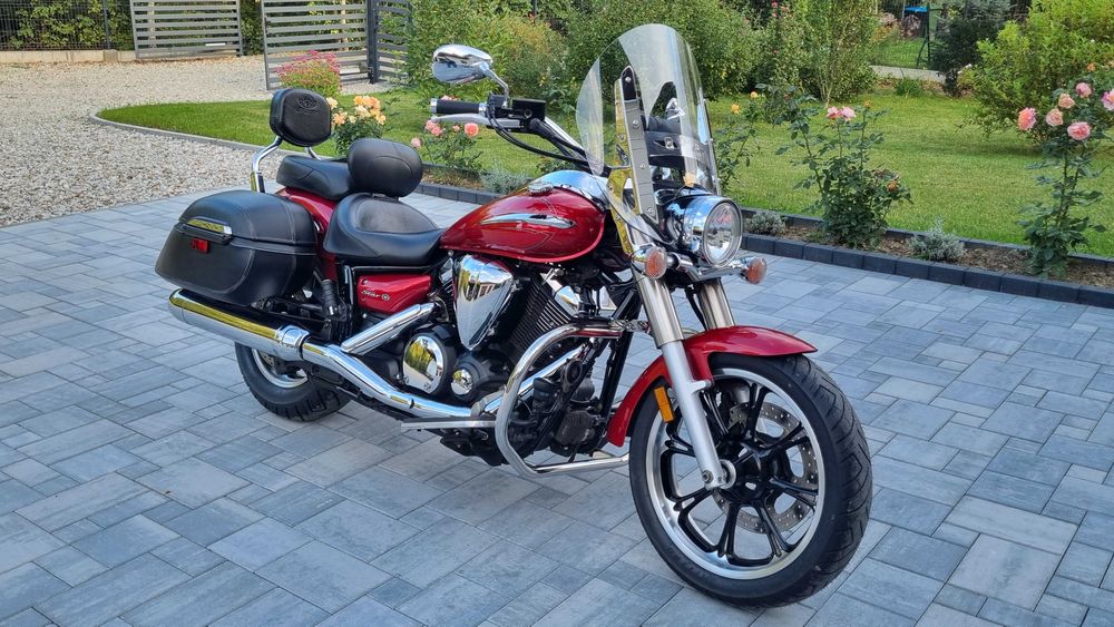 Yamaha XVS 950 Midnight Star ( Drag star)