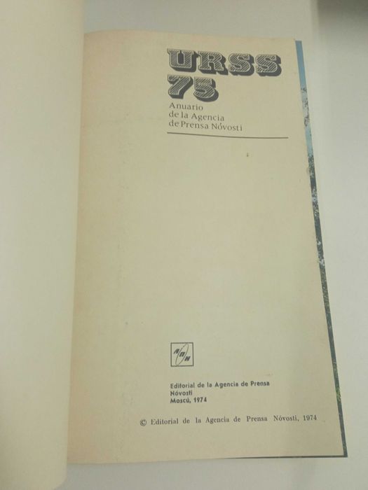 URSS 75: Anuario de la Agencia de Presa Nóvosti