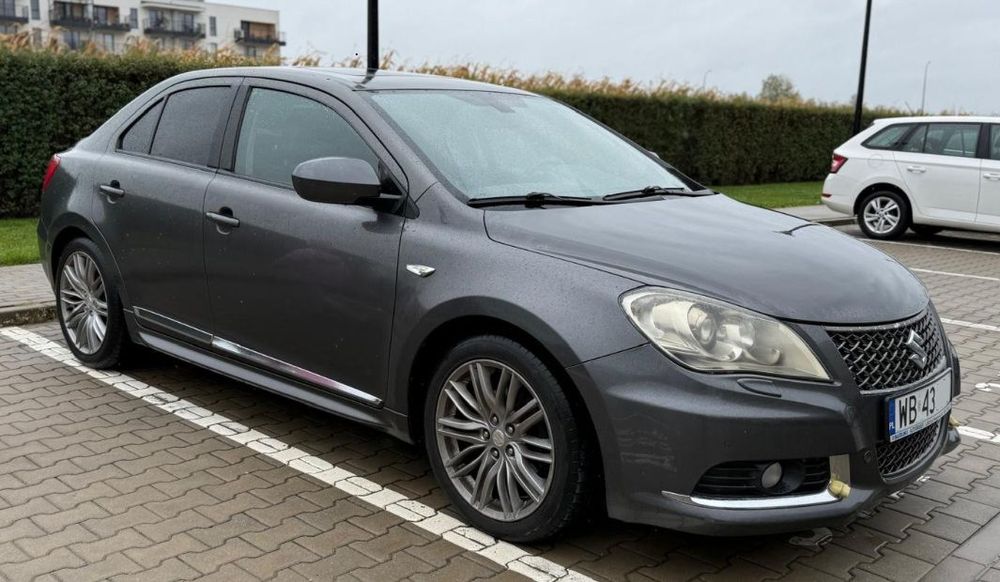 Suzuki Kizashi