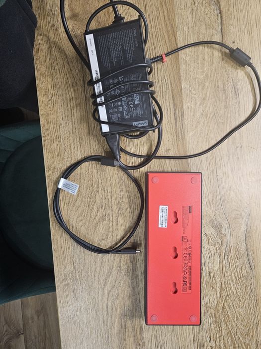Stacja dokująca Lenovo ThinkPad Universal Thunderbolt 4