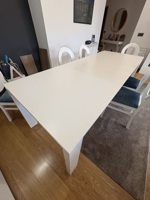 Conjunto mesa e 6 cadeiras de sala jantar