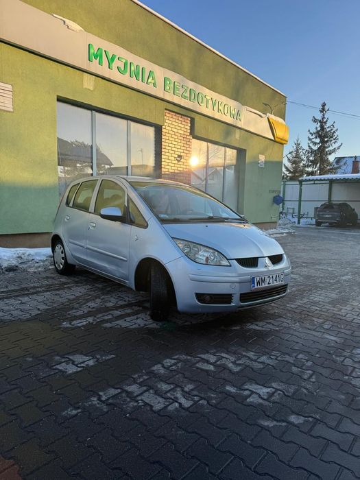Mitsubishi colt 1.5  benzya